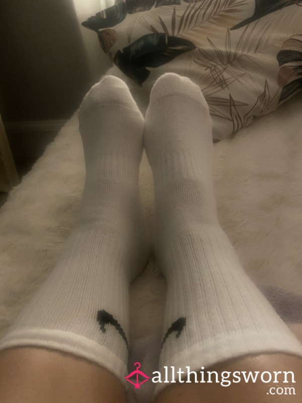 White Nike Socks Gym Sweat