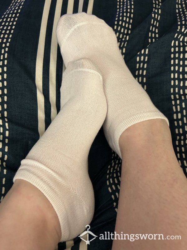 White No Show Socks