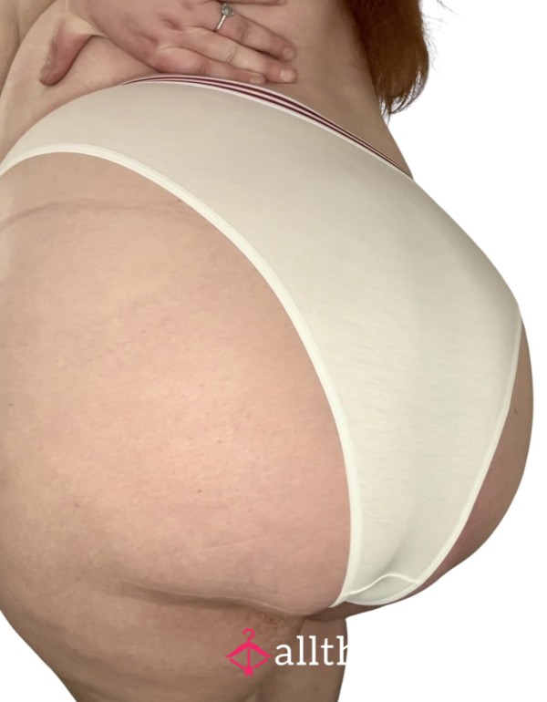 🤍 White Plus Size Panties With Red Stripes Worn By A BBW 🤍