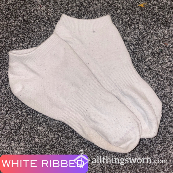 White Ribbed Ankle Socks 🤍 2 Day Wear And 1 Workout Included