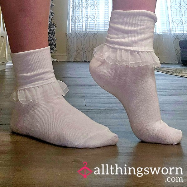 White Ruffle Socks