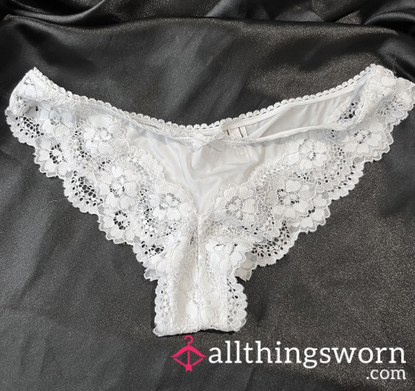 White Satin Lace Thong La Senza Medium