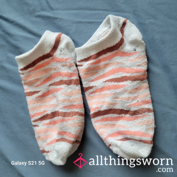 White Socks With Pink And Brown Stripes.Zebra Pattern./Free Shipping ✨