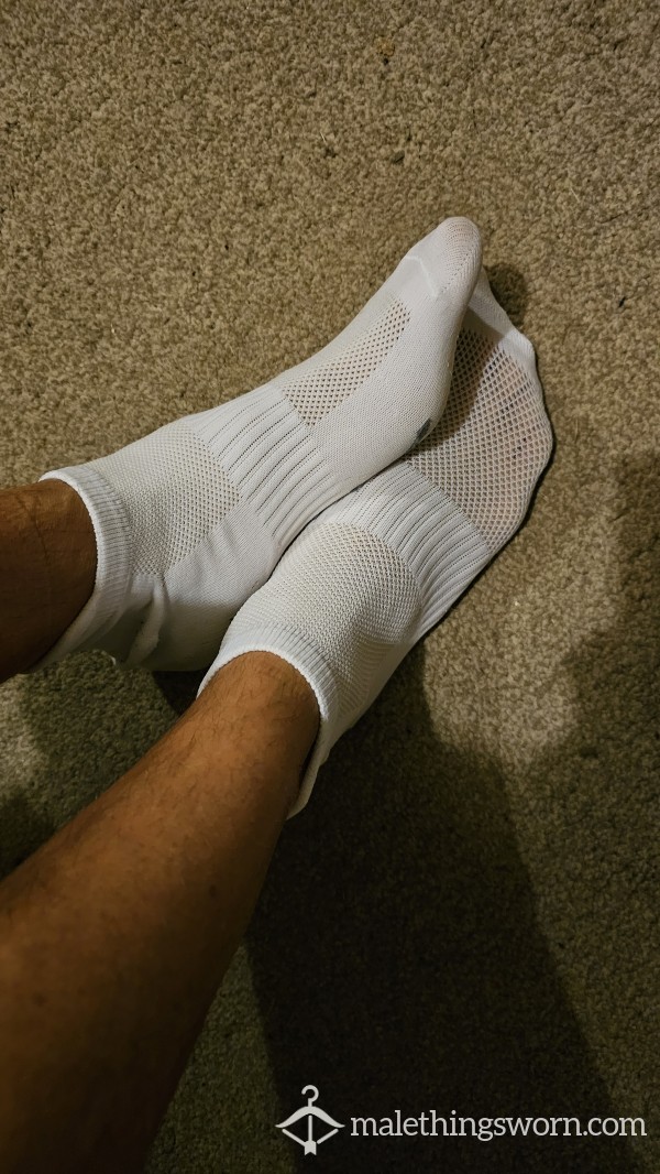 White Sports Ankle Socks