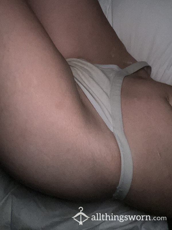 White Thong M*sturb*ted 3x In Them