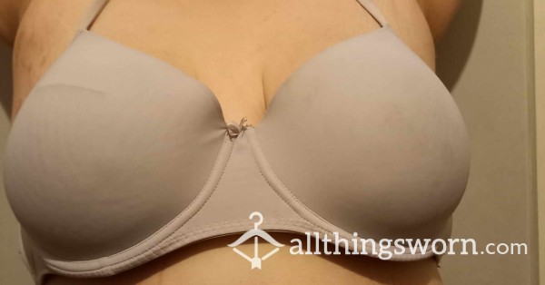 White Well Used Bra 42E