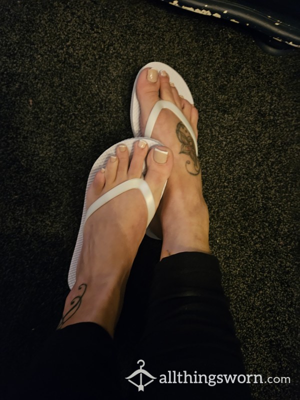 White Worn FlipFlops Size 6