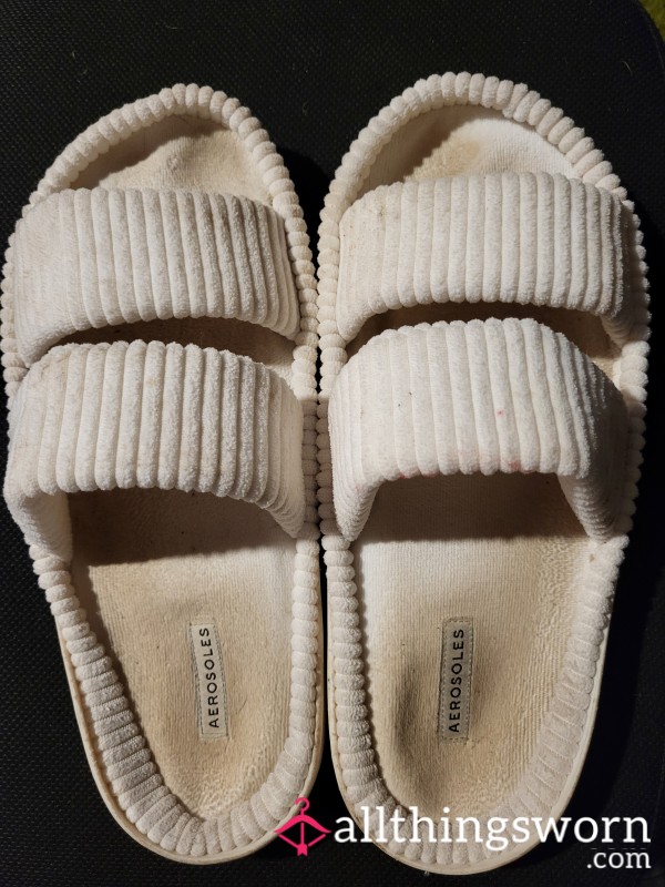 White XL Aerosoles Slippers - 2 Save