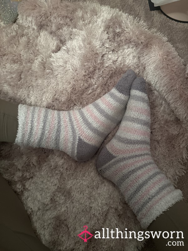 White/pink/grey Bed Socks