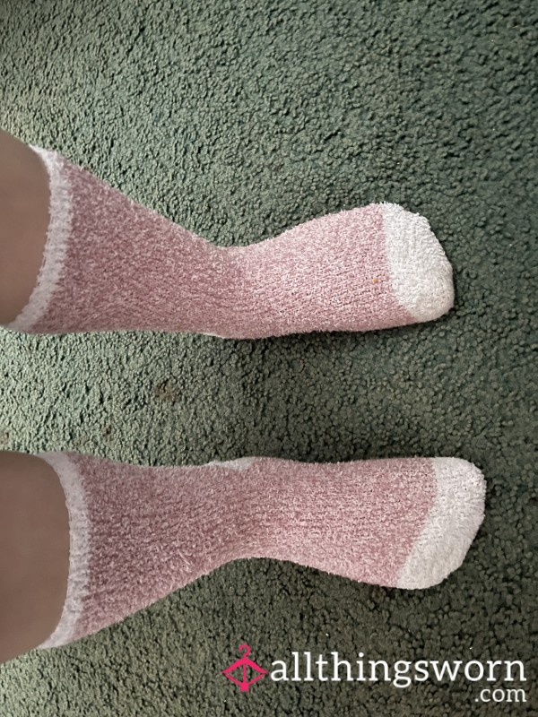 Women’s Pink & White Worn Fuzzy Socks