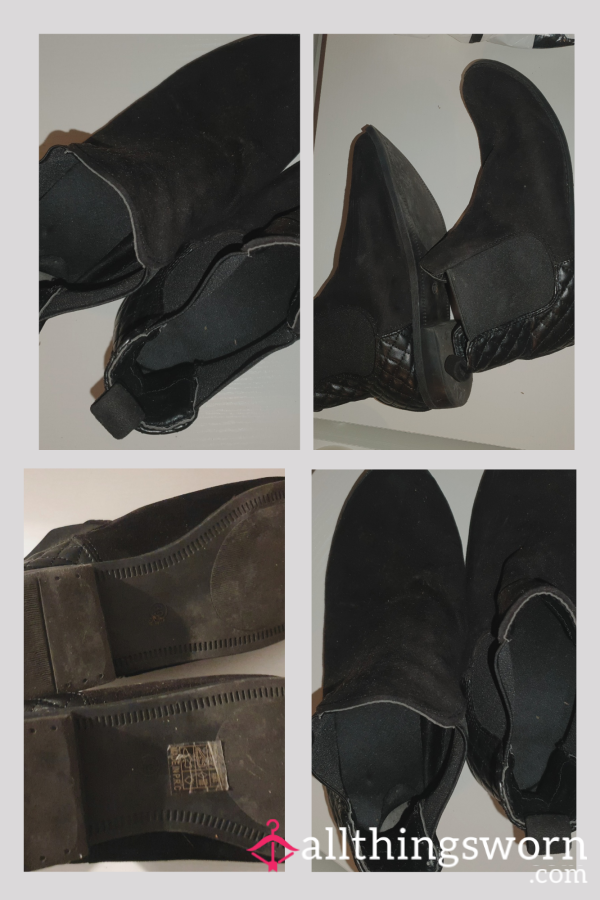 Womens Well Worn And Used Black Boots