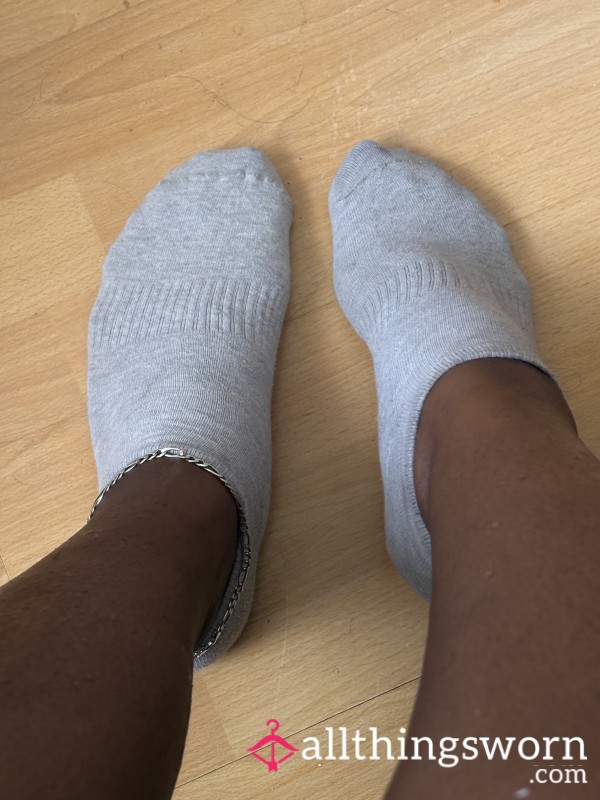 Worn Ankle Socks