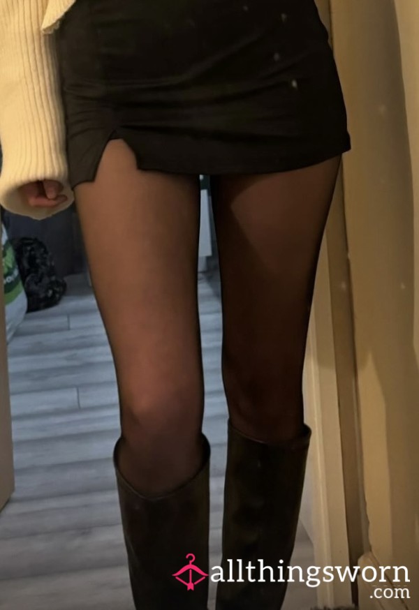 Worn Back Tights😍