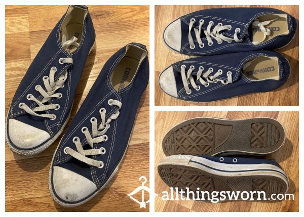 WORN BLUE CONVERSE