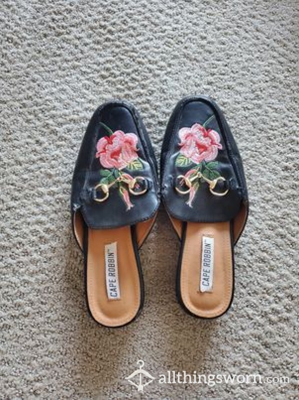 Worn Flor*l Loafers 🌸