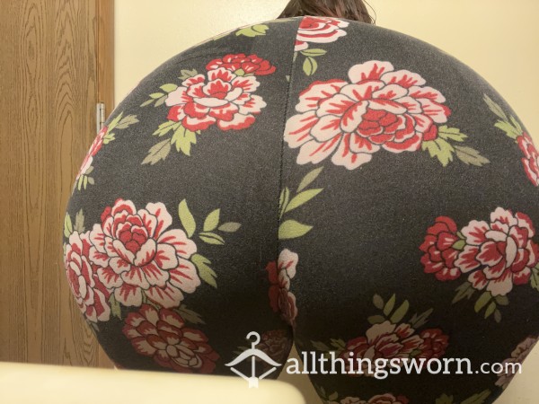 Worn Flower Leggings