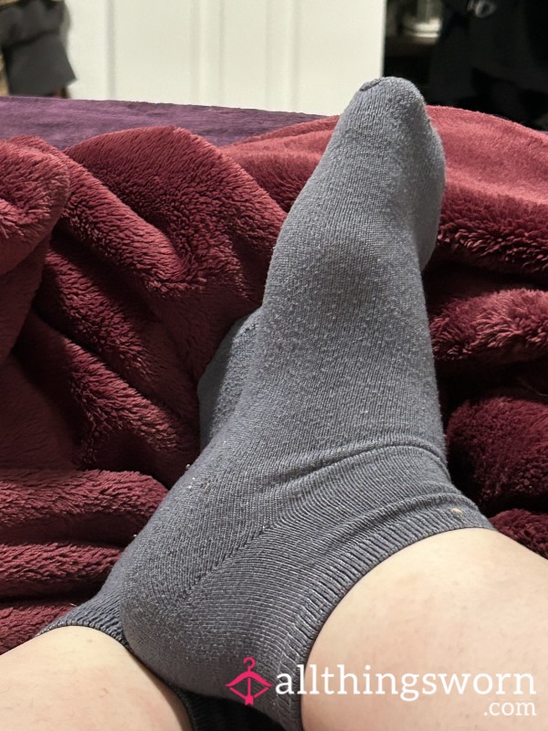 ~Worn Gray Ankle Socks~