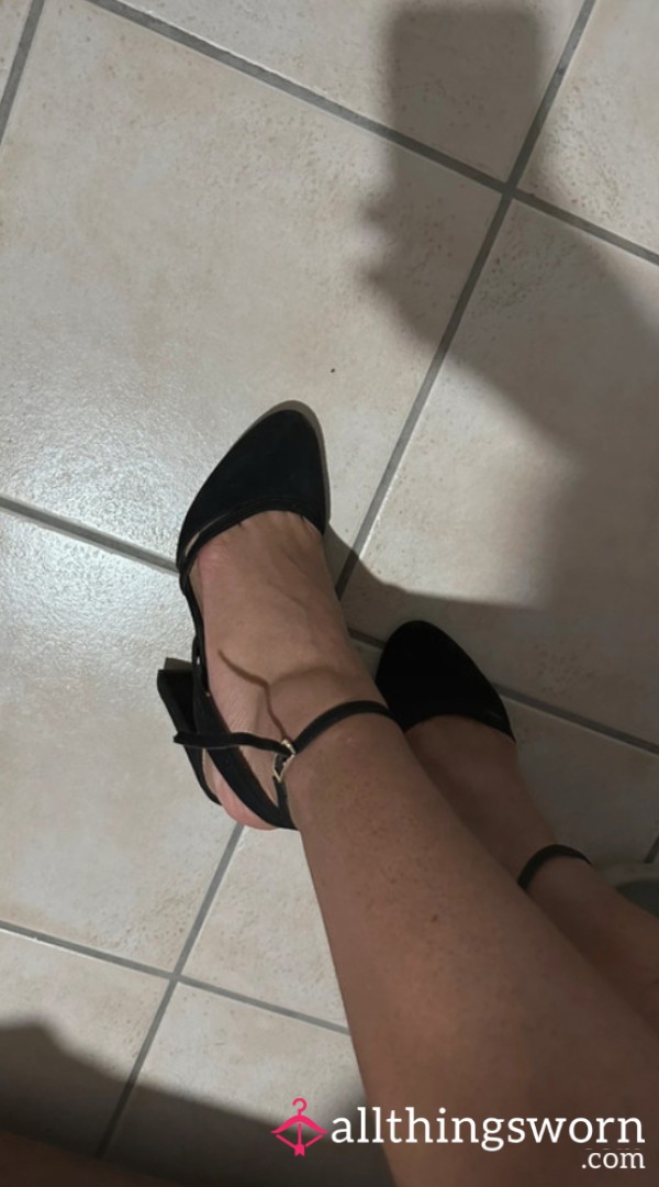 Worn Heels / Picture Set