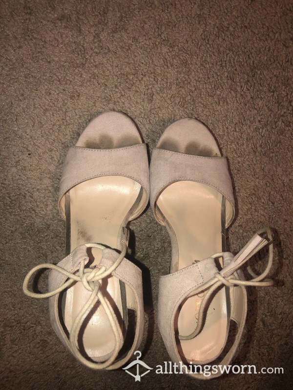 Worn In Wedges Size 6.5