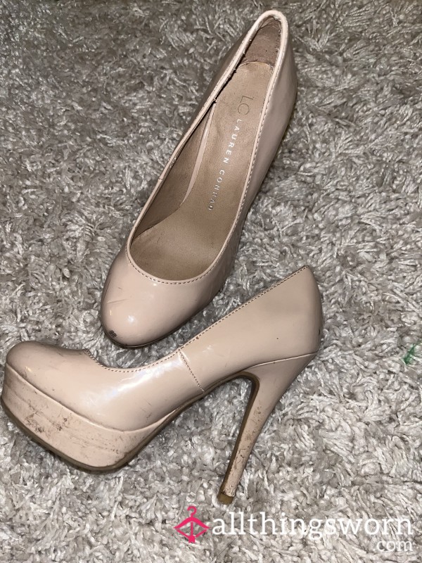 Worn Nude Closed Toe High Heel Pumps👠