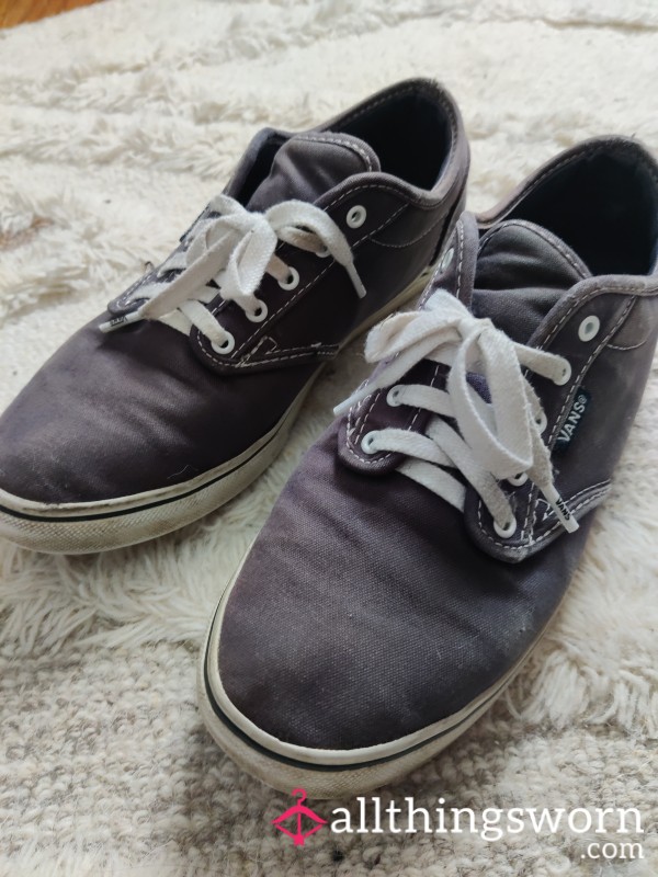 Worn Out Navy Blue Vans Lo-pros (discontinued), New Laces