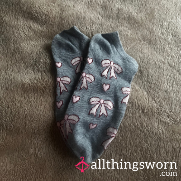 Worn Pink Bow Ankle Socks