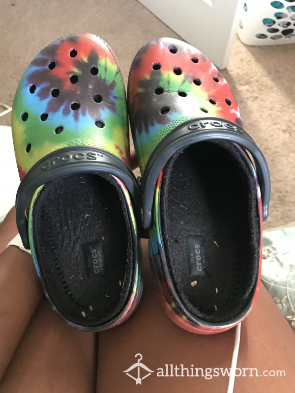 Worn Tie-dye Fur Crocs