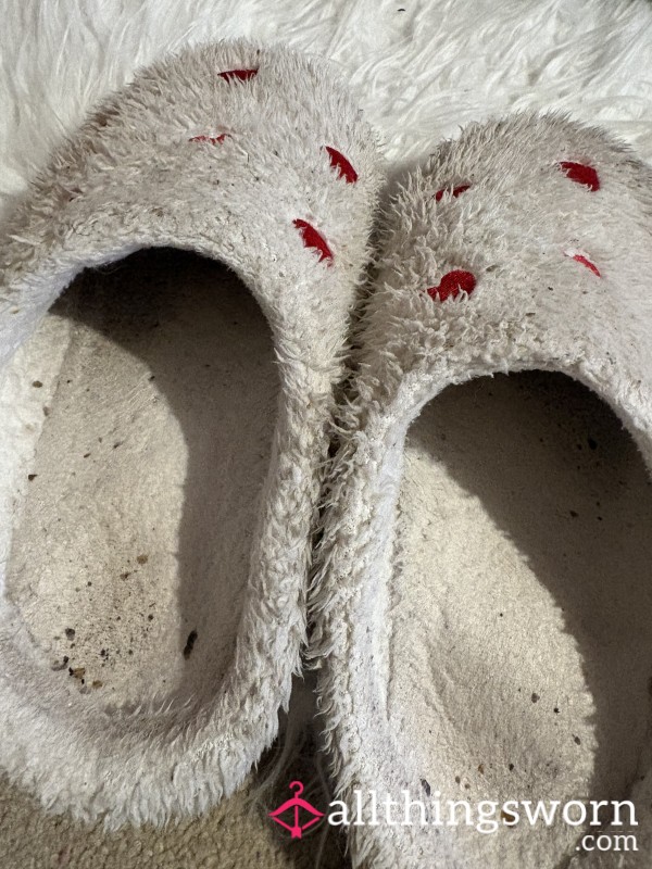 Worn Worn Worn Slippers