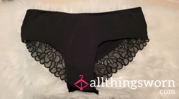 XL Black And Lacy Cheeky Panties