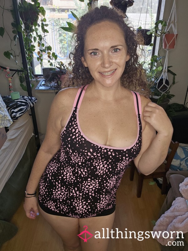 XL Spandex Shapewear Pink And Black Gym Top