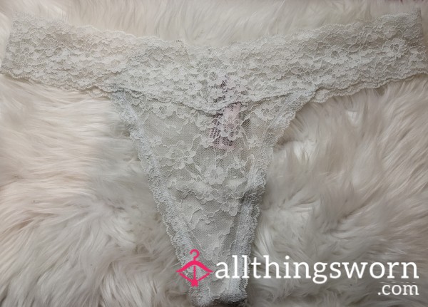 XL Victoria Secret White Lace Thong With Cotton Gusset