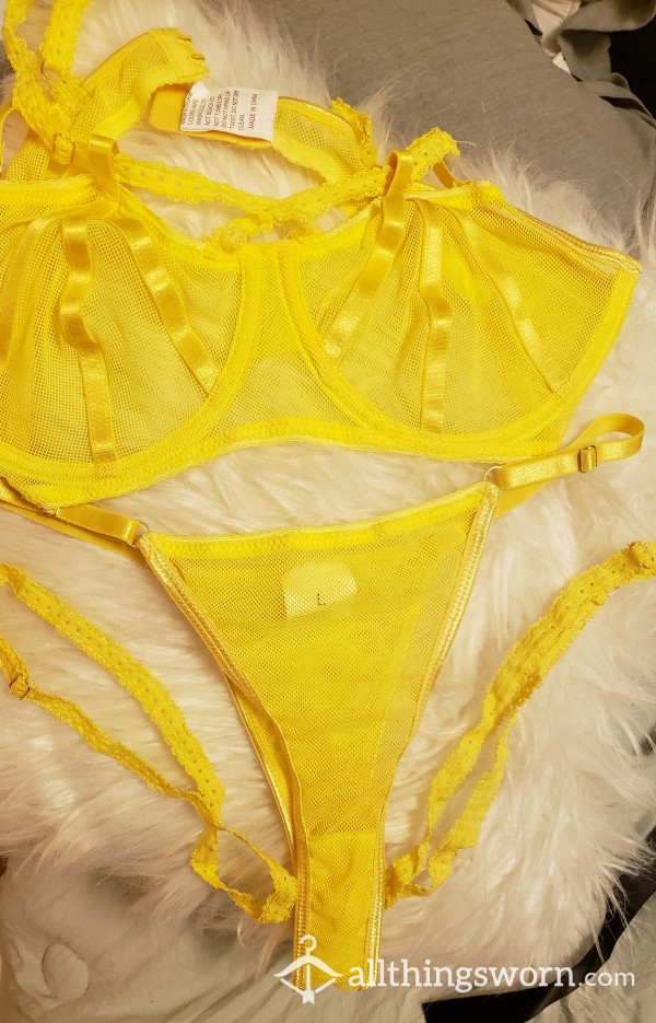 💛Yellow Bra & Thong Set💛