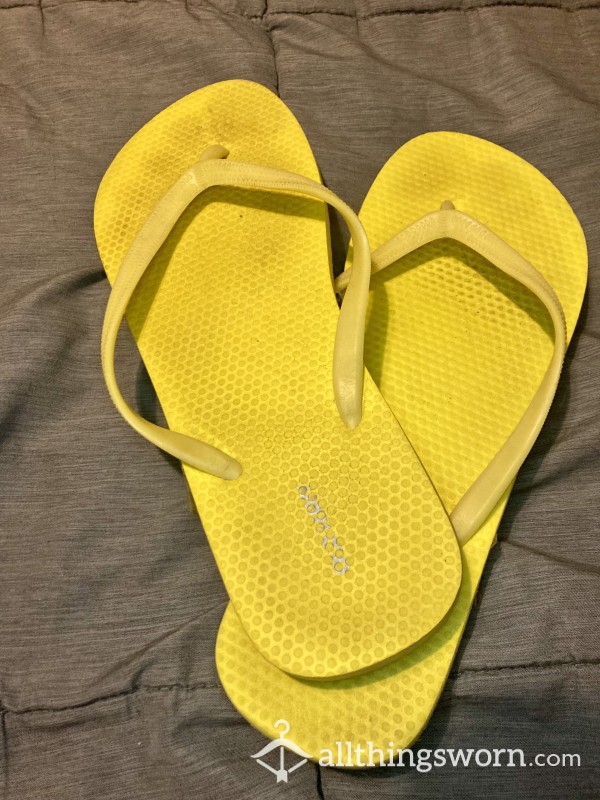 Yellow Old Navy Flip Flops