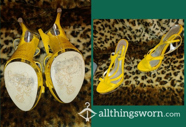 Yellow Snake Skin Pumps