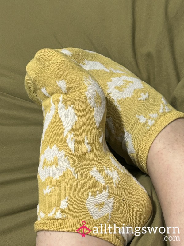 ~YELLOW &WHITE PATTERN ANKLE SOCK~