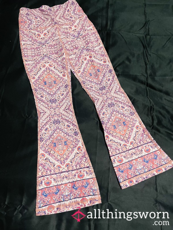 Yoga Patterned Flare Tights 🌸