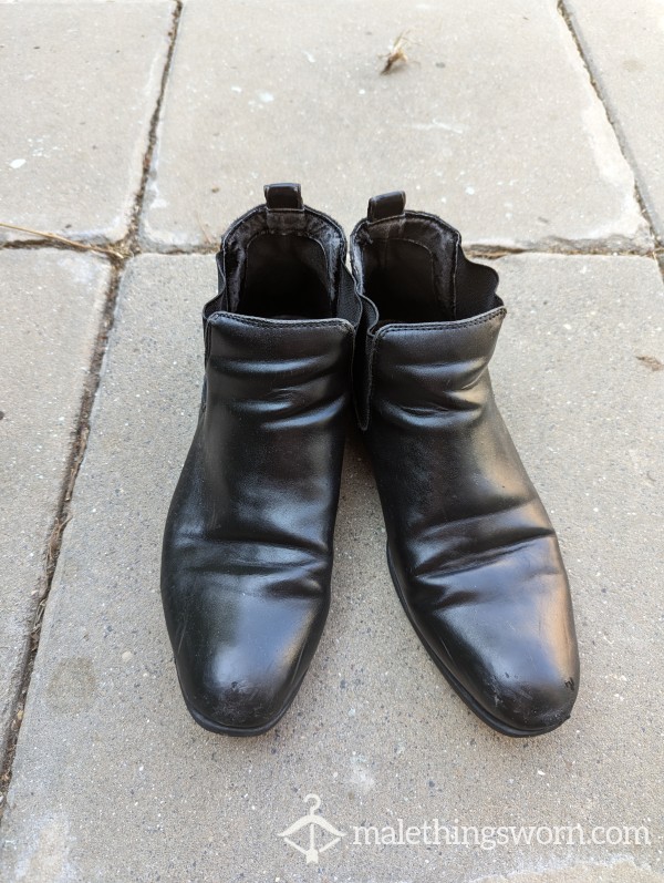 Yogi's Well Worn Dress Boots