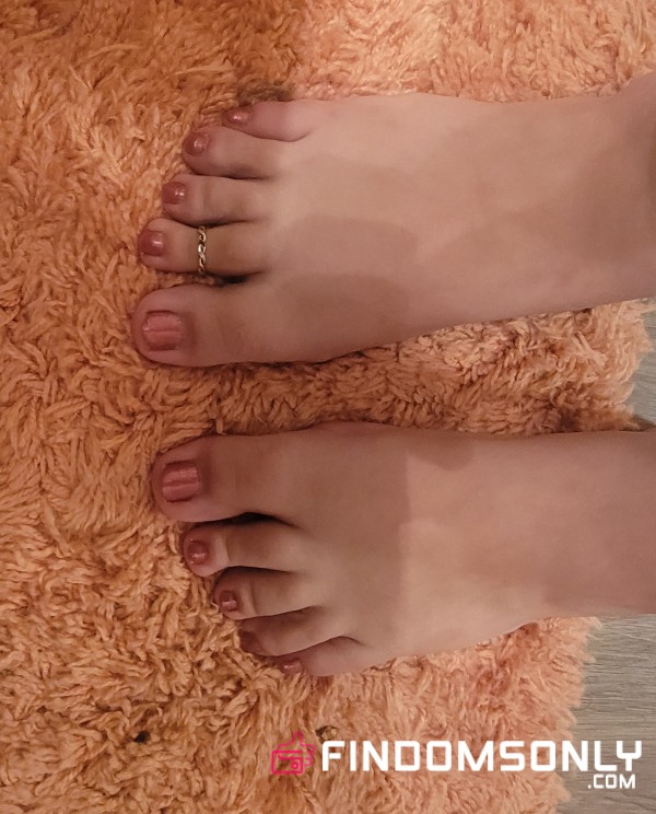 Yummy Feet You Wish Were In Your Dirty Little Mouth